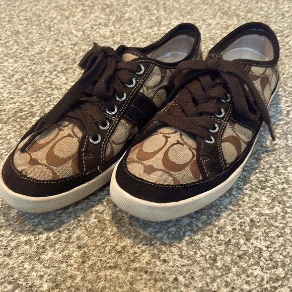Classic Coach brown leather and tan canvas sneakers - Picture 1 of 7